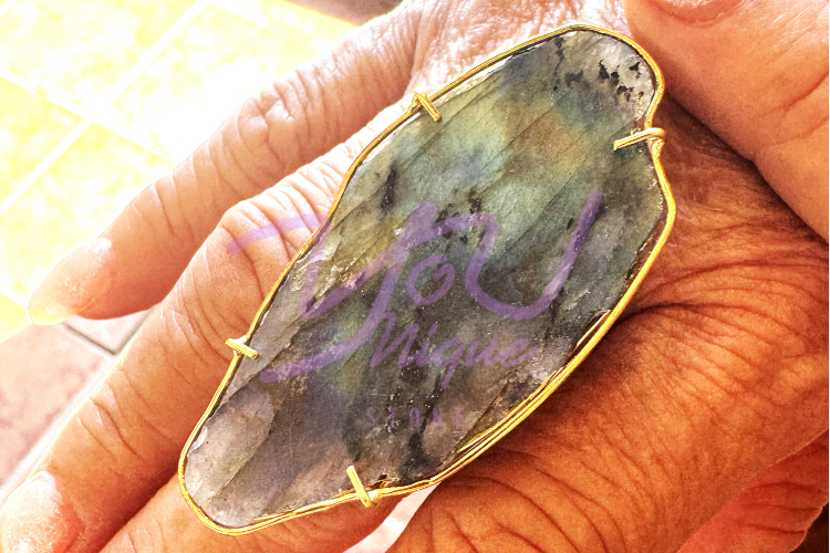 Labradorite Dazzle Ring