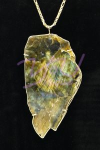 Ultimate Labradorite Pendant